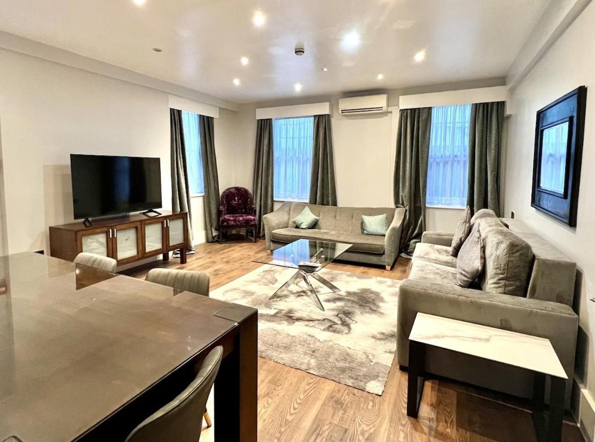 The Leonard Apartament Londra