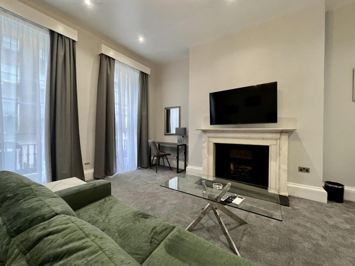 The Leonard Apartament